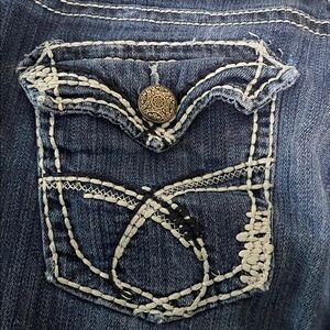 Maurice’s denim super cute crop jeans. These would be great for spring/summer 🌞